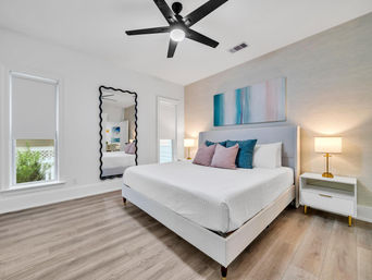 Sea-N-Double - Walk to Beach, Private Pool, Outdoor Kitchen, Carriage House image 8