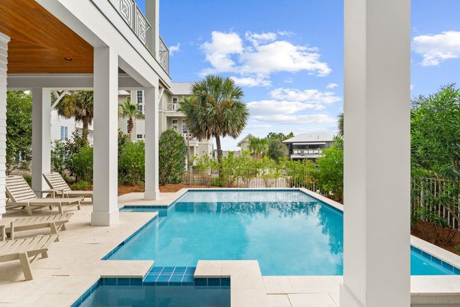 Hilltop Palace - Elevator, Pool, Spa & Golf Cart image 5