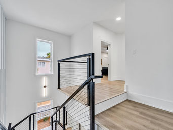 Sea-N-Double - Walk to Beach, Private Pool, Outdoor Kitchen, Carriage House image 10