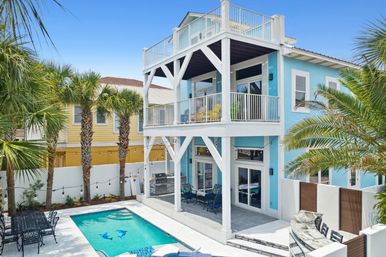 Frangista Breeze - Private Beach, Hot Tub, Arcade & Beach Service image 4