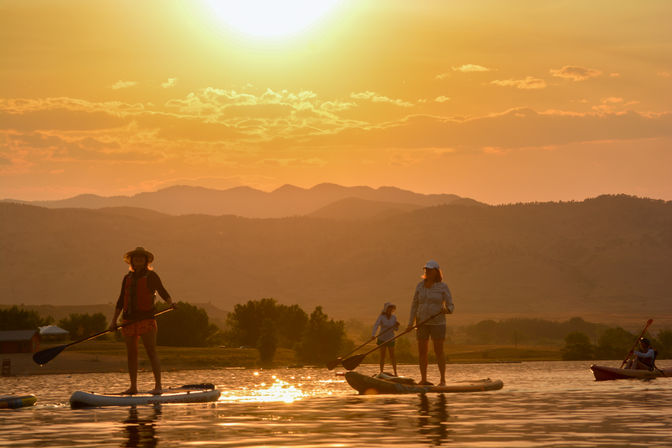 Paddle & Pints: Sunset Paddle + Lakeside Happy Hour image 6
