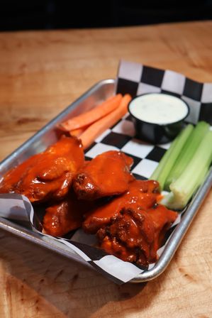 Joe Willy's on Broadway image 6