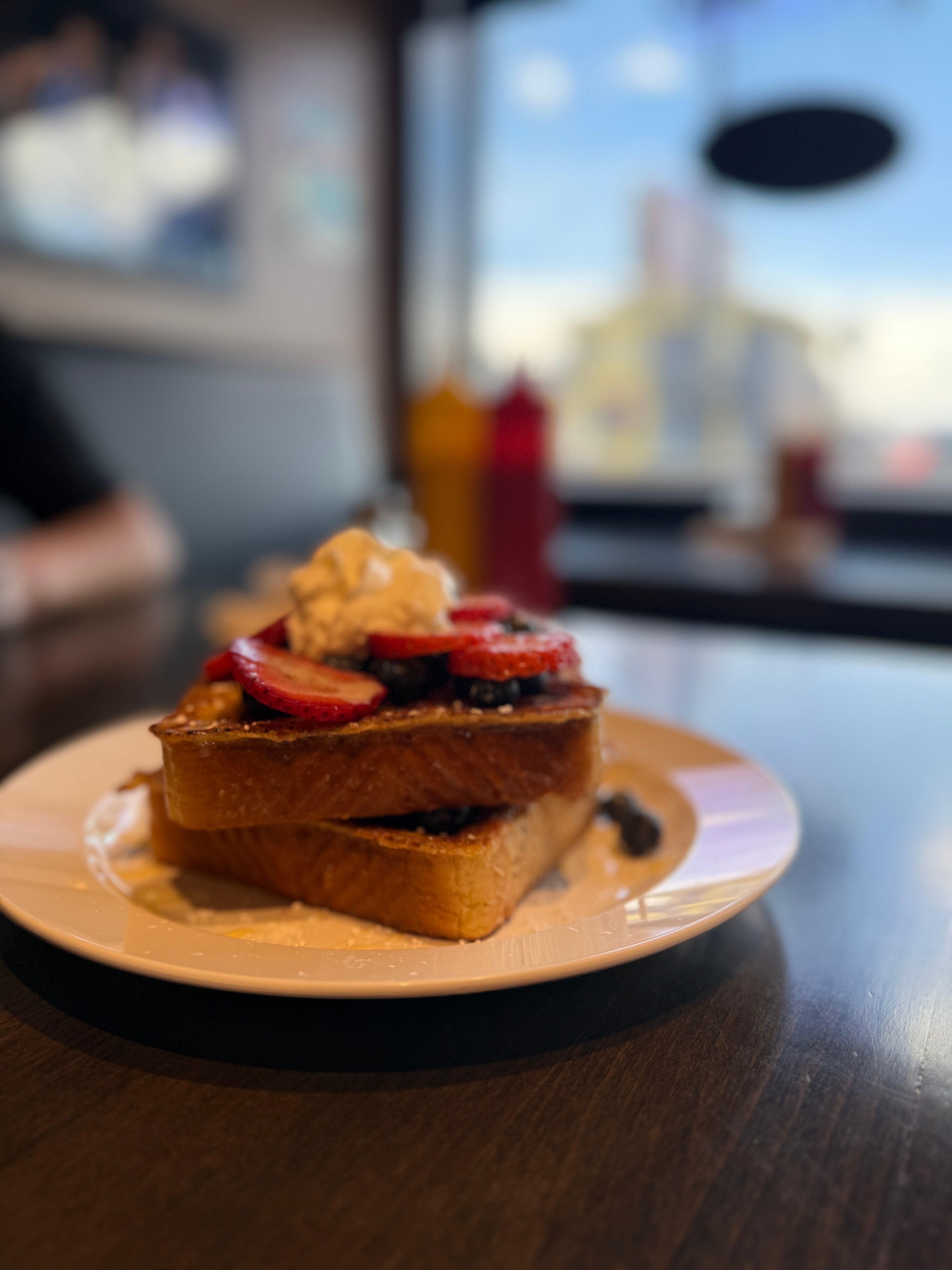 Joe Willy's on Broadway image 3