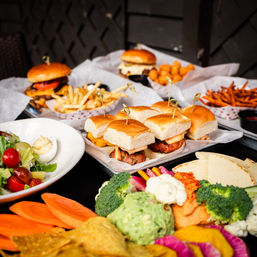 Kirkwood: Sports Bar with a Massive Beer Garden image 6