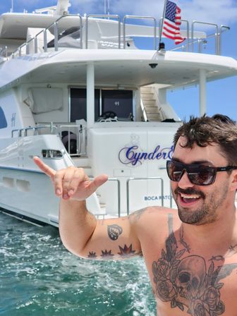 Boating Experience Palm Beach: Private Boat Tours, Sandbar Picnics + More image 25