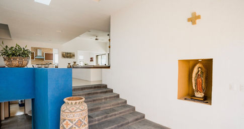 Casa Monet: Elegant Ocean View Retreat image 6