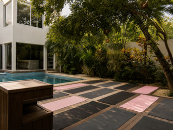 Highly Rated Bachelorette Villa image 19