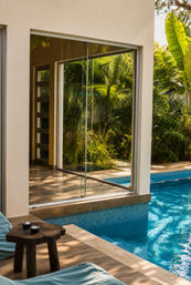 Highly Rated Bachelorette Villa image 17