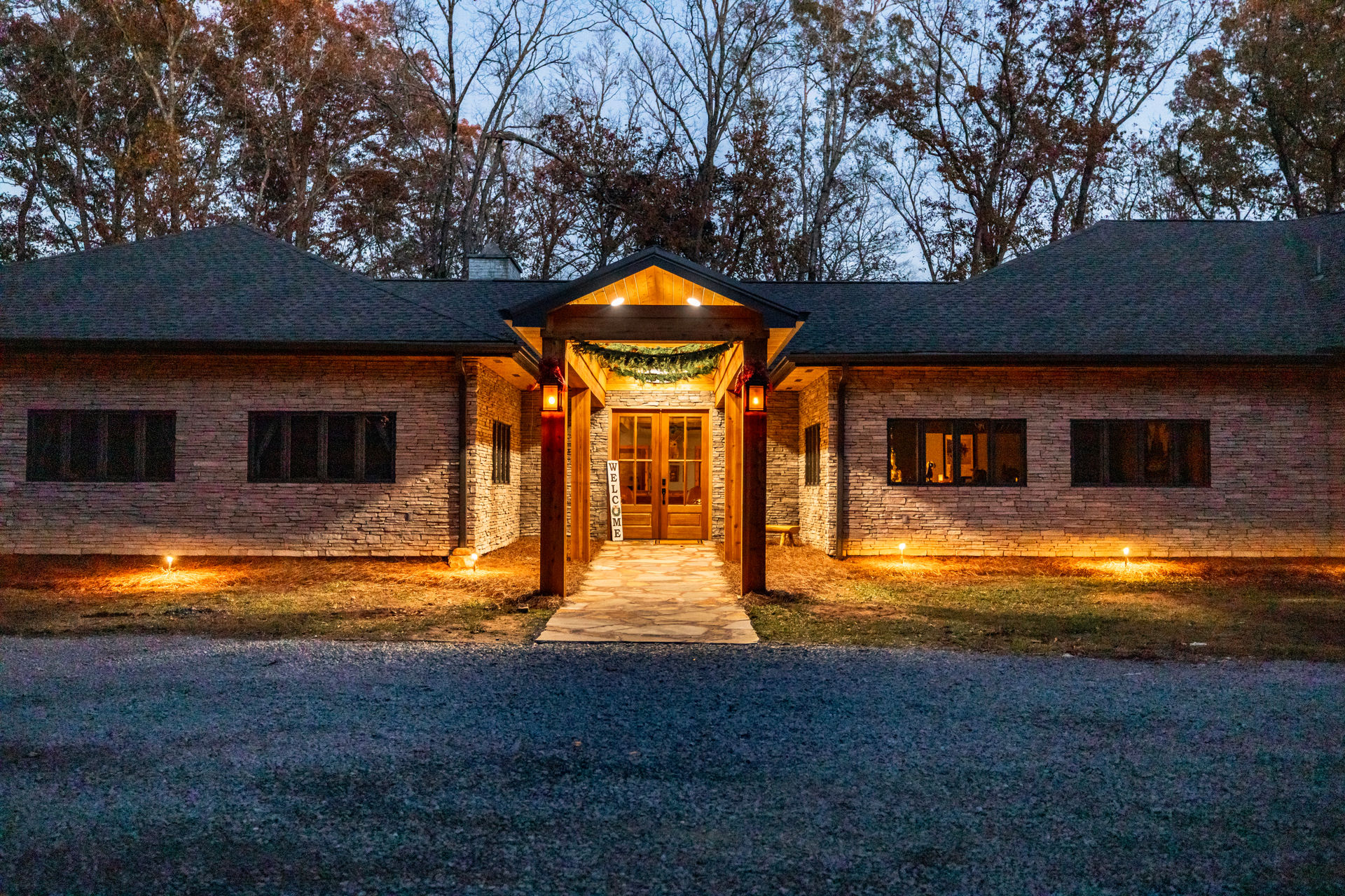 Lake Martin Luxury Resort Rental for Groups Up to 30 image 1