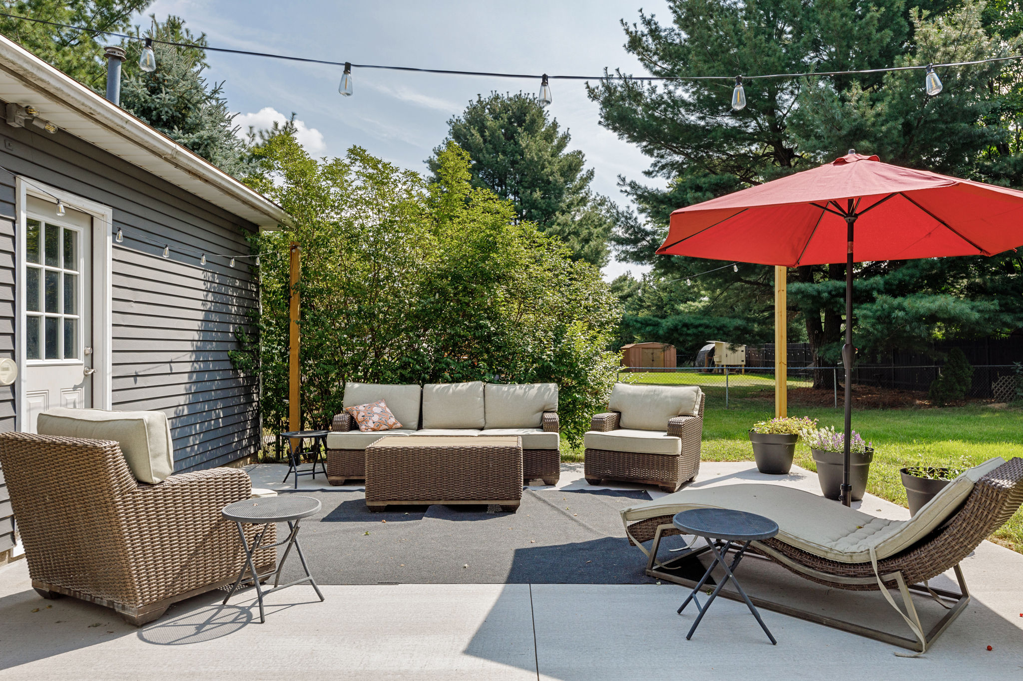 The Cherry House: Pet Friendly Traverse City Home image 3