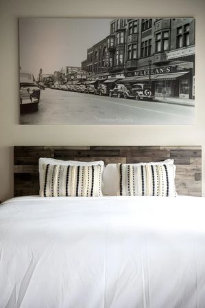 Modern & Cozy Studio, Walk to Downtown & Beach image 7