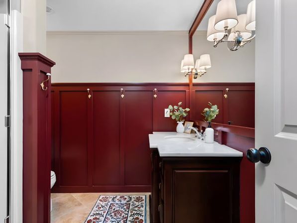 Urban Stay By The Bay: Downtown Pet-Friendly Home image 15