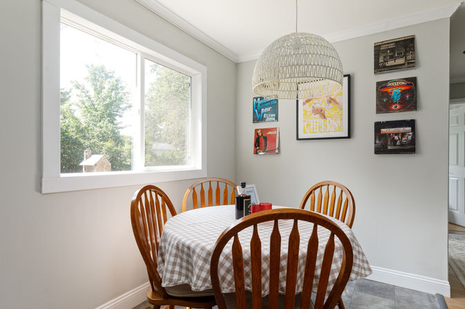 The Cherry House: Pet Friendly Traverse City Home image 7