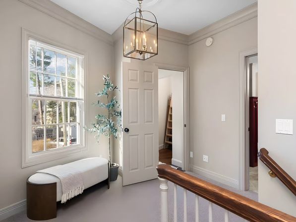 Urban Stay By The Bay: Downtown Pet-Friendly Home image 18