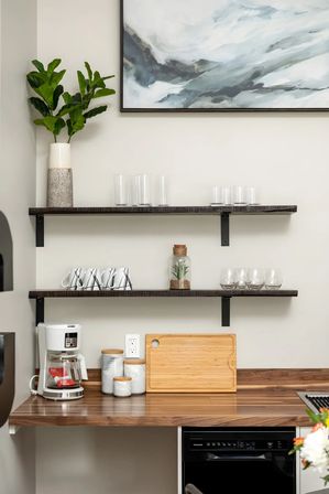 Modern & Cozy Studio, Walk to Downtown & Beach image 2