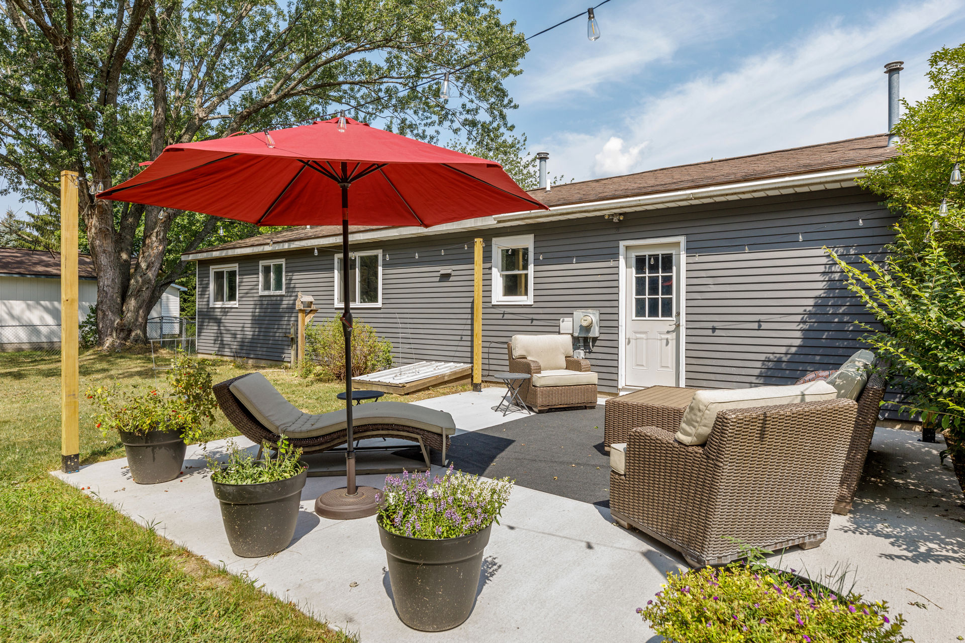 The Cherry House: Pet Friendly Traverse City Home image 2