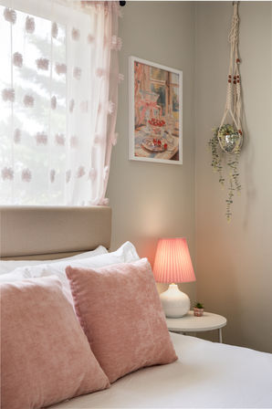 The Cherry House: Pet Friendly Traverse City Home image 14