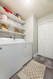 The Cherry House: Pet Friendly Traverse City Home image 16