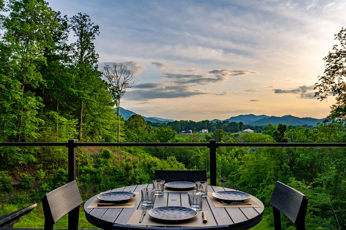 2025 (New) MTN Resort: A+ Location, Views, Privacy, Pool. Private Deer Sanctuary image 11