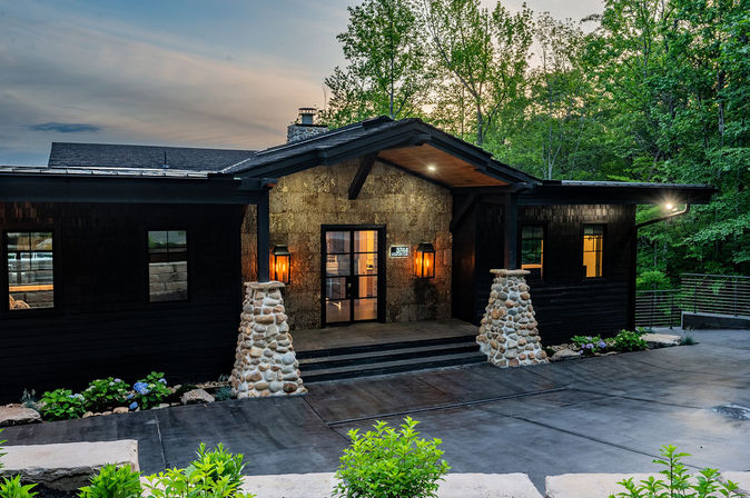 2025 (New) MTN Resort: A+ Location, Views, Privacy, Pool. Private Deer Sanctuary image 6