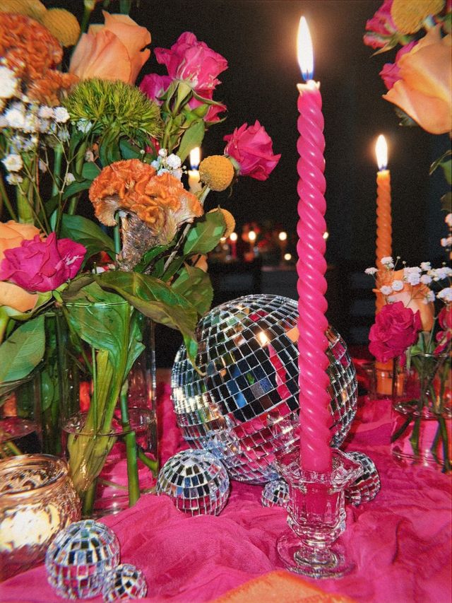 Dining and Custom Tablescape Experience image 4