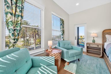 Brandon's Cove: Spacious 6-BR Home Blocks from the Beach image 5