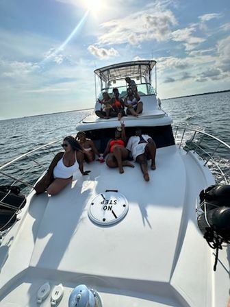Private Luxury Yacht Charters Destin image 19