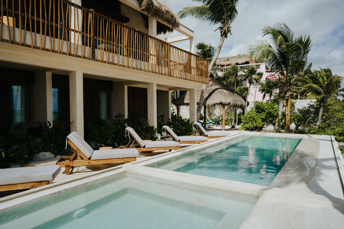 Villa Amaite: Beachfront Retreat for Up to 22 Guests image 3