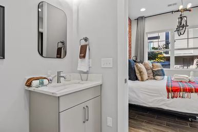 Run It Up: British-Inspired Rooftop Stay Close to Broadway image 36