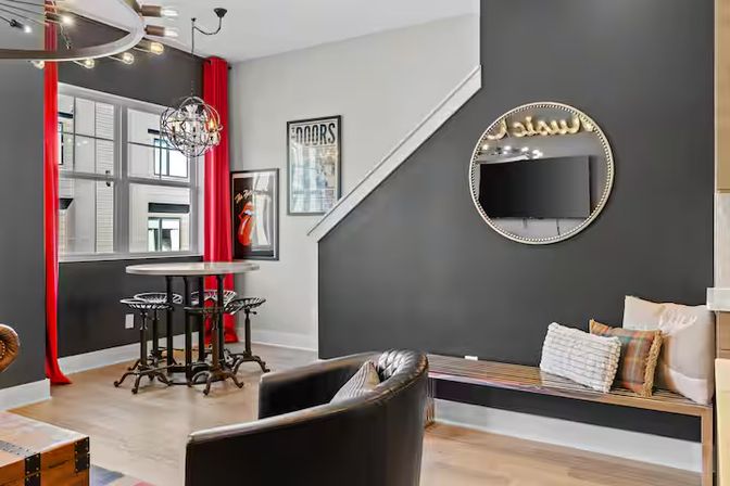 Run It Up: British-Inspired Rooftop Stay Close to Broadway image 9