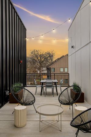 Music City Eden: Vibrant Rooftop Retreat Close to Broadway image 34