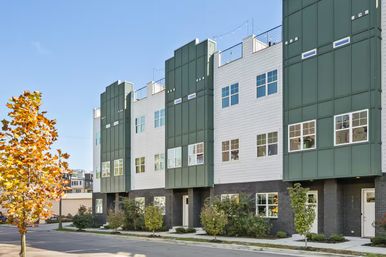 Run It Up: British-Inspired Rooftop Stay Close to Broadway image 53