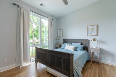 Better Together: Large Group Duplex Near Broadway (Sleeps 20) image 21