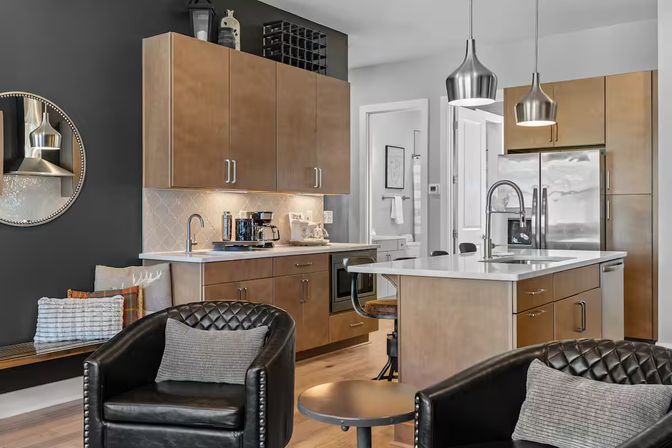 Run It Up: British-Inspired Rooftop Stay Close to Broadway image 11