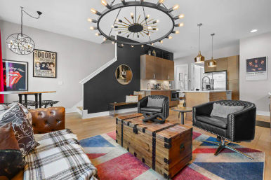 Run It Up: British-Inspired Rooftop Stay Close to Broadway image 5