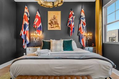 Run It Up: British-Inspired Rooftop Stay Close to Broadway image 27