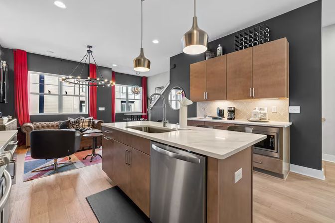 Run It Up: British-Inspired Rooftop Stay Close to Broadway image 14