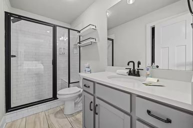 Blush & Bubbly: Chic Picture-Ready Pink Retreat Near Broadway image 24