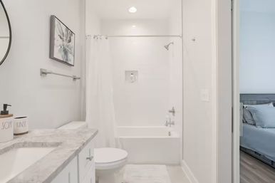 Better Together: Large Group Duplex Near Broadway (Sleeps 20) image 30