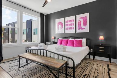 Two Nashville Townhomes - Rooftop Decks, Sleeps 20 image 9
