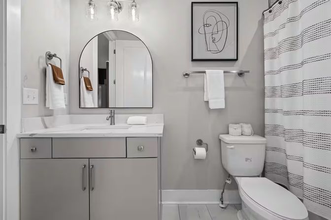 Run It Up: British-Inspired Rooftop Stay Close to Broadway image 32