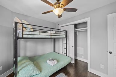 Strut & Strum: Stylish East Nashville Stay Near Broadway image 23