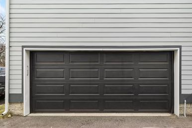 Strut & Strum: Stylish East Nashville Stay Near Broadway image 38