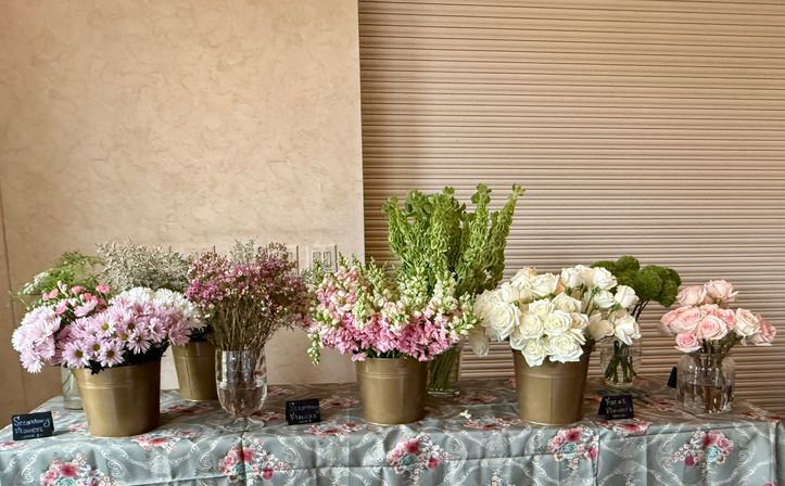 Bloom Before I Do: Private Mobile Bloom Bar Experience image 10