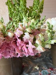 Bloom Before I Do: Private Mobile Bloom Bar Experience image 13