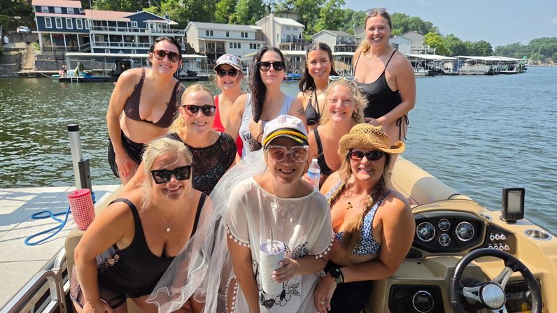 EPIC Boat Parties with Awesome Captains image 30