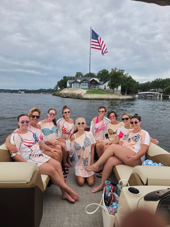 EPIC Boat Parties with Awesome Captains image 21