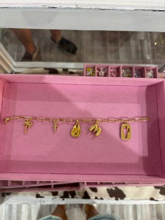 Custom Jewelry Making Charm Bar in Scottsdale, AZ image 56