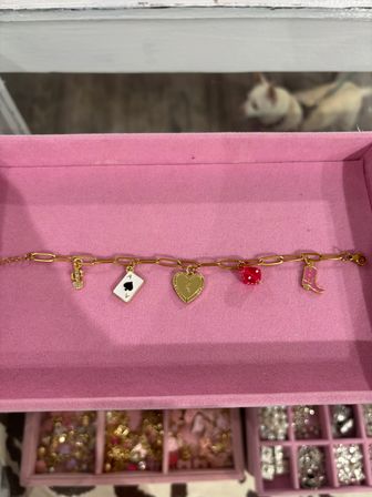 Custom Jewelry Making Charm Bar in Scottsdale, AZ image 58