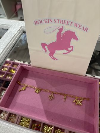 Custom Jewelry Making Charm Bar in Scottsdale, AZ image 81